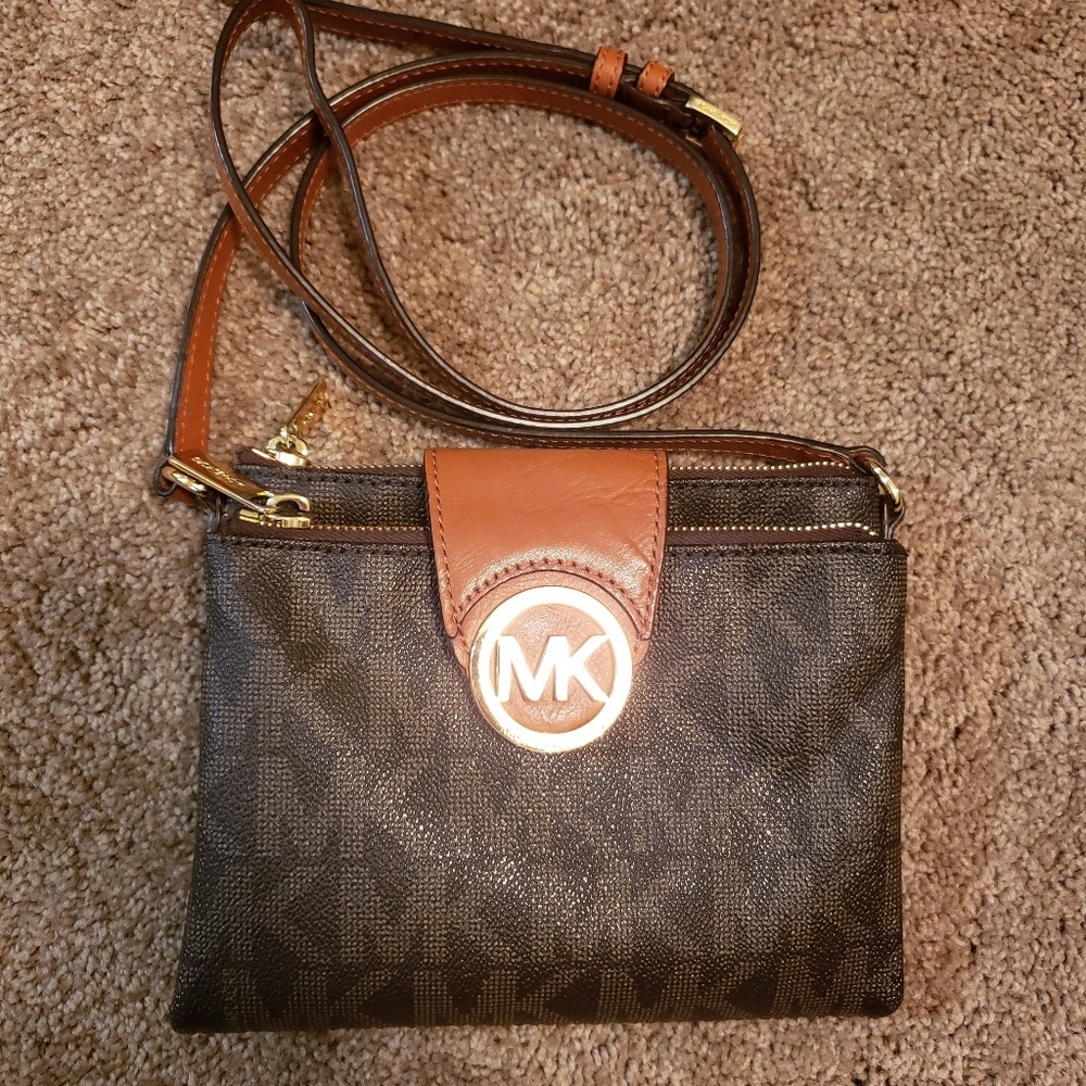 MK Michael Kors crossbody
